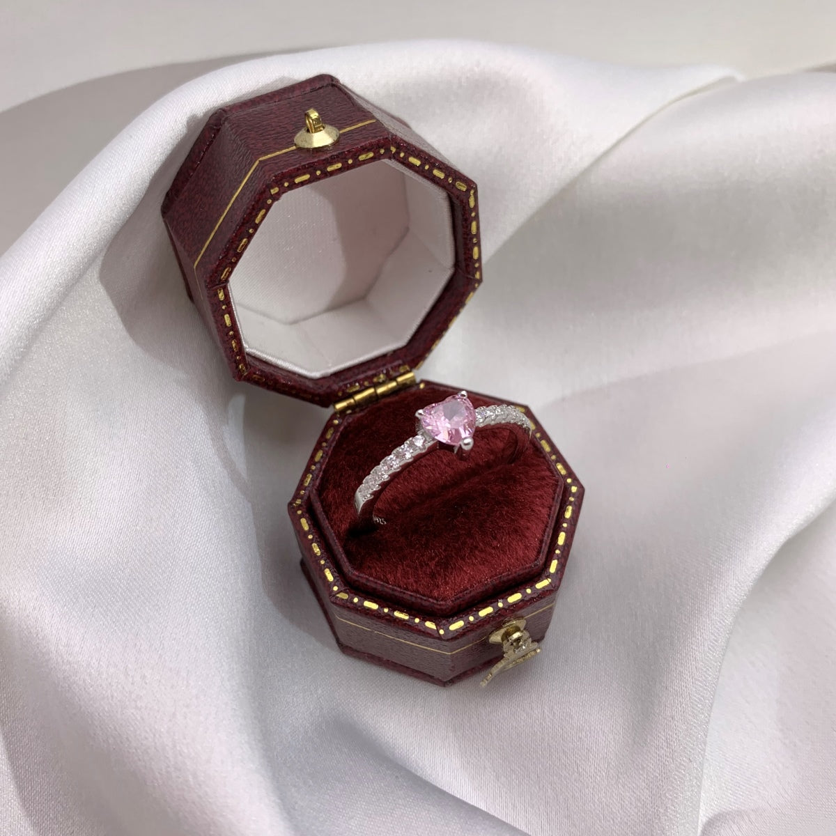 [AuraEcho]0.5 Carat CaratEternity Charming Heart Shape Lover Ring