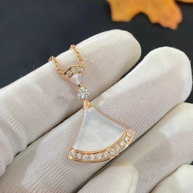 [AuraEcho]DREAM NECKLACE MOP PINK GOLD DIAMOND
