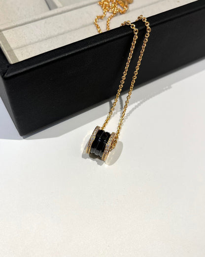 [AuraEcho]ZERO 1 BLACK CERAMIC DIAMOND PINK GOLD NECKLACE